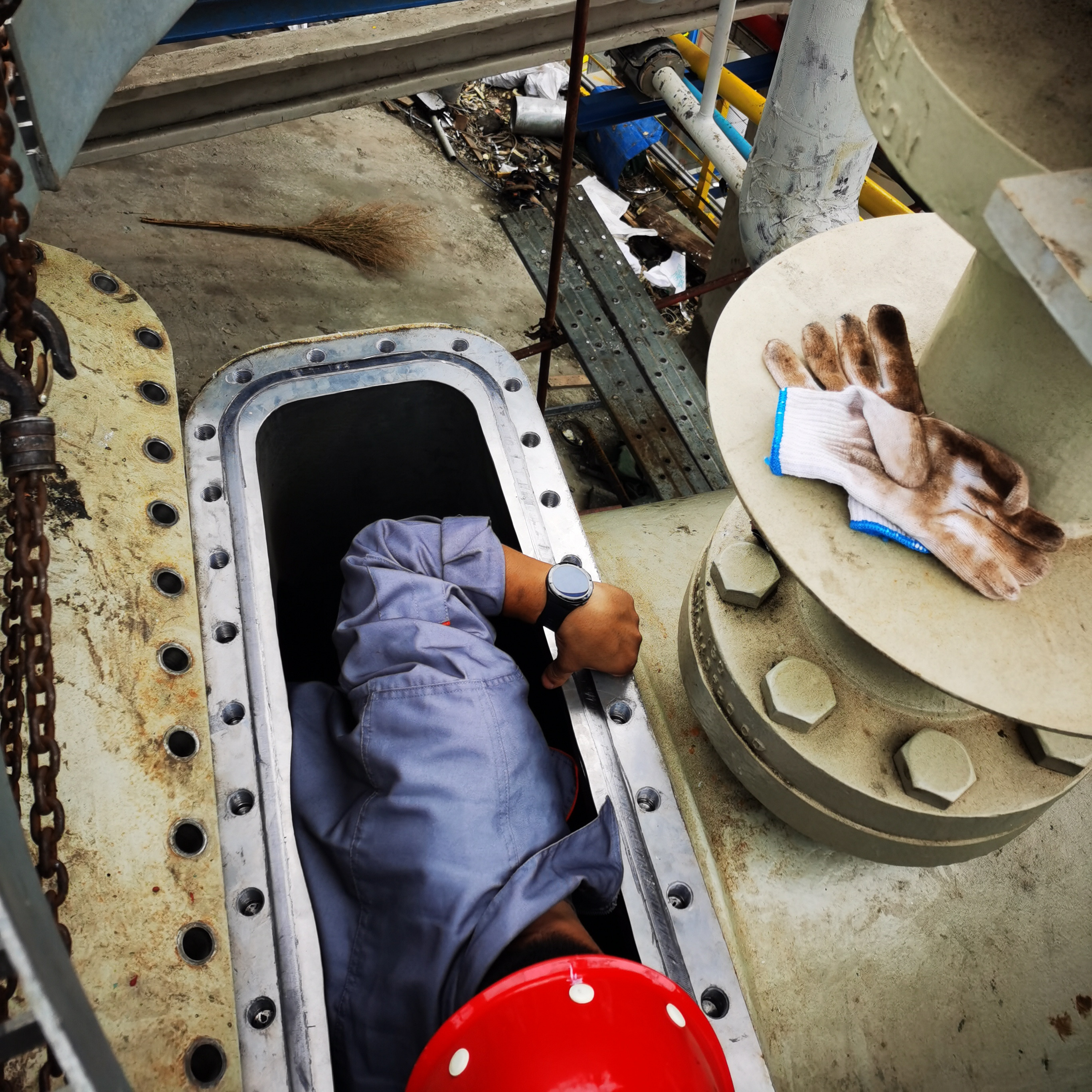 中海油江苏滨海LNG接收站现场维修